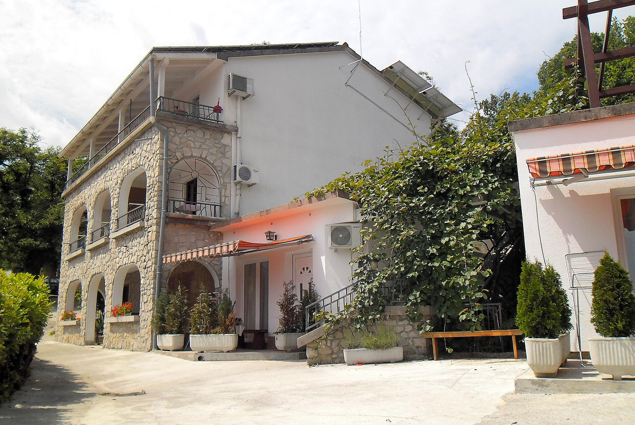Apartments Kestenovi Dvori Opatija Exterior photo